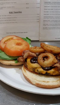 burger onion ring tomato lettuce menu